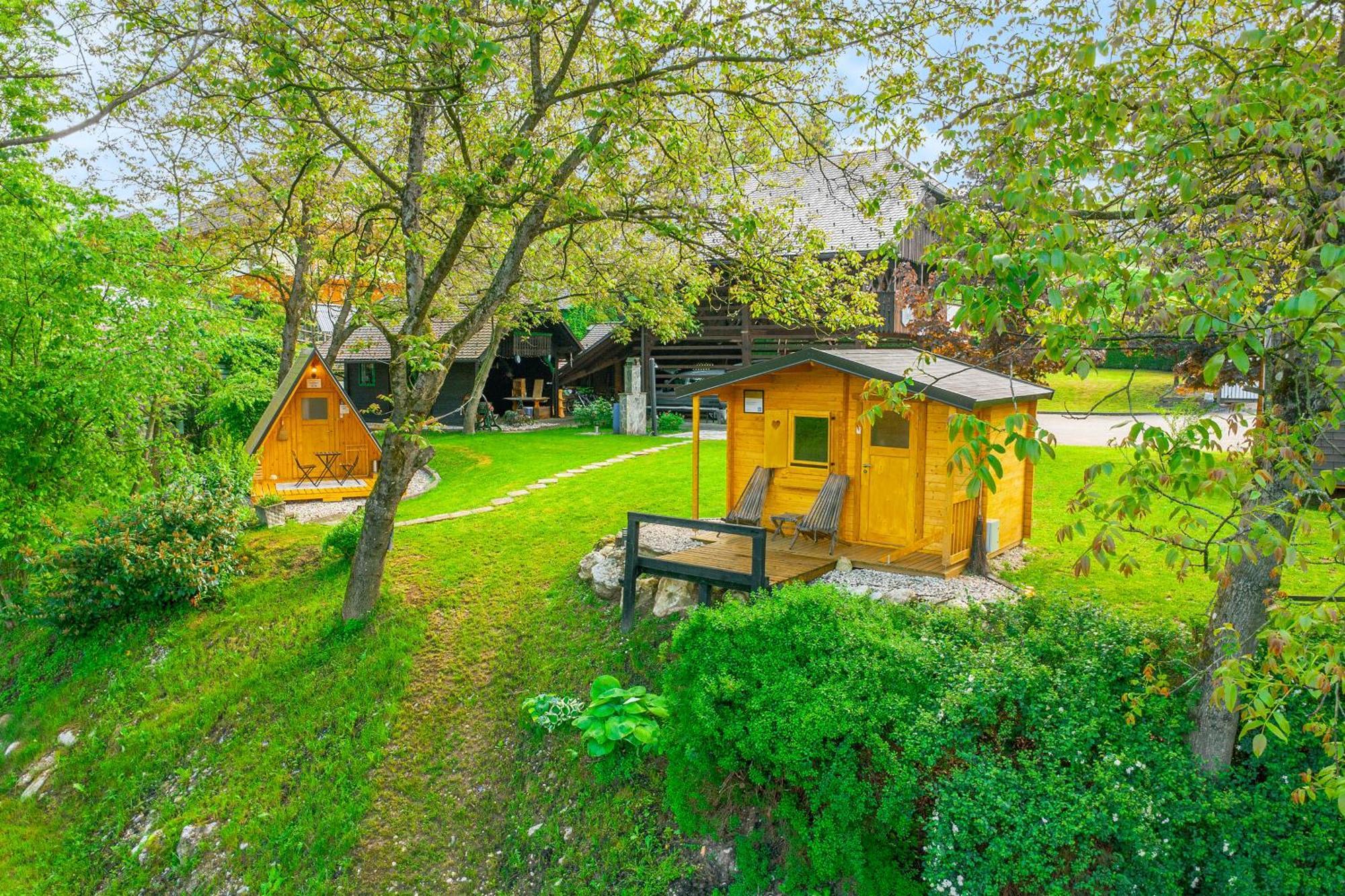 Resort Pod Orehi - Bled - Apartma & Glamping & Savna Exteriér fotografie